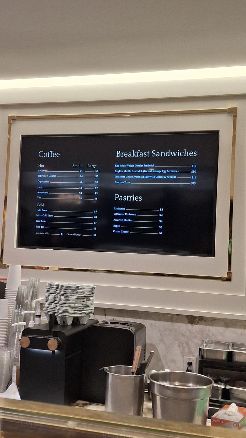 Tyle trzeba zapłacić za kawę i śniadanie u Donalda Trumpa