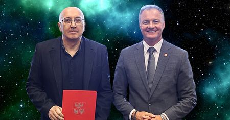 Astrolog dostał od marszałka 84 tys. zł. Sam jest zaskoczony