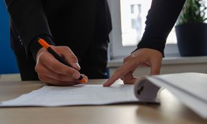 "To normalne w Polsce?". Ukrainiec dostał aneks do umowy. Rzucił pracę