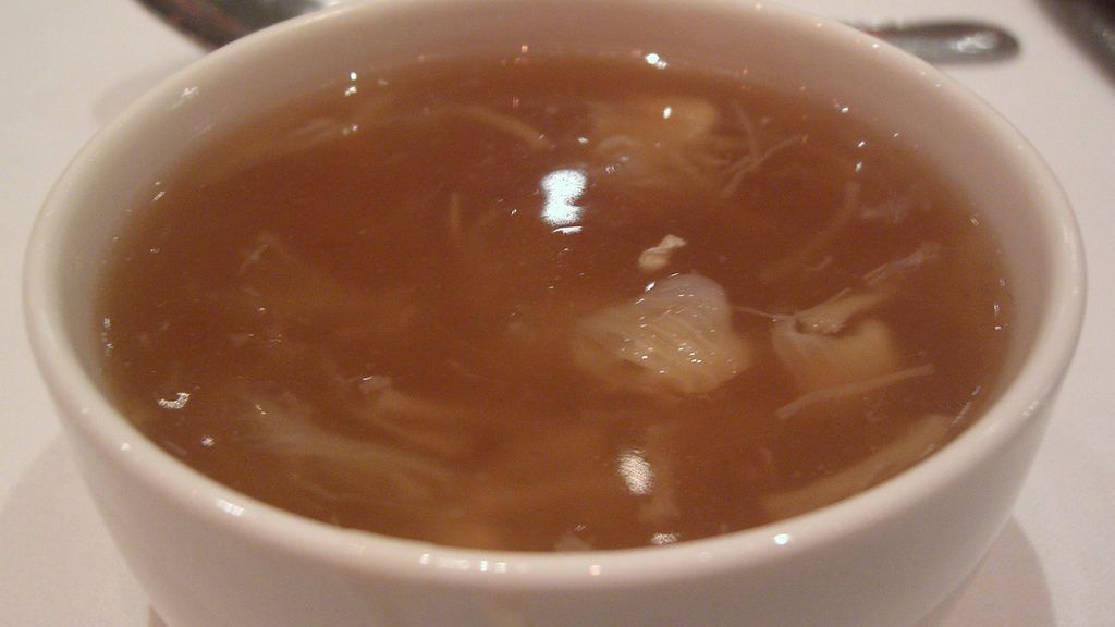 Zupa z płetwy rekina