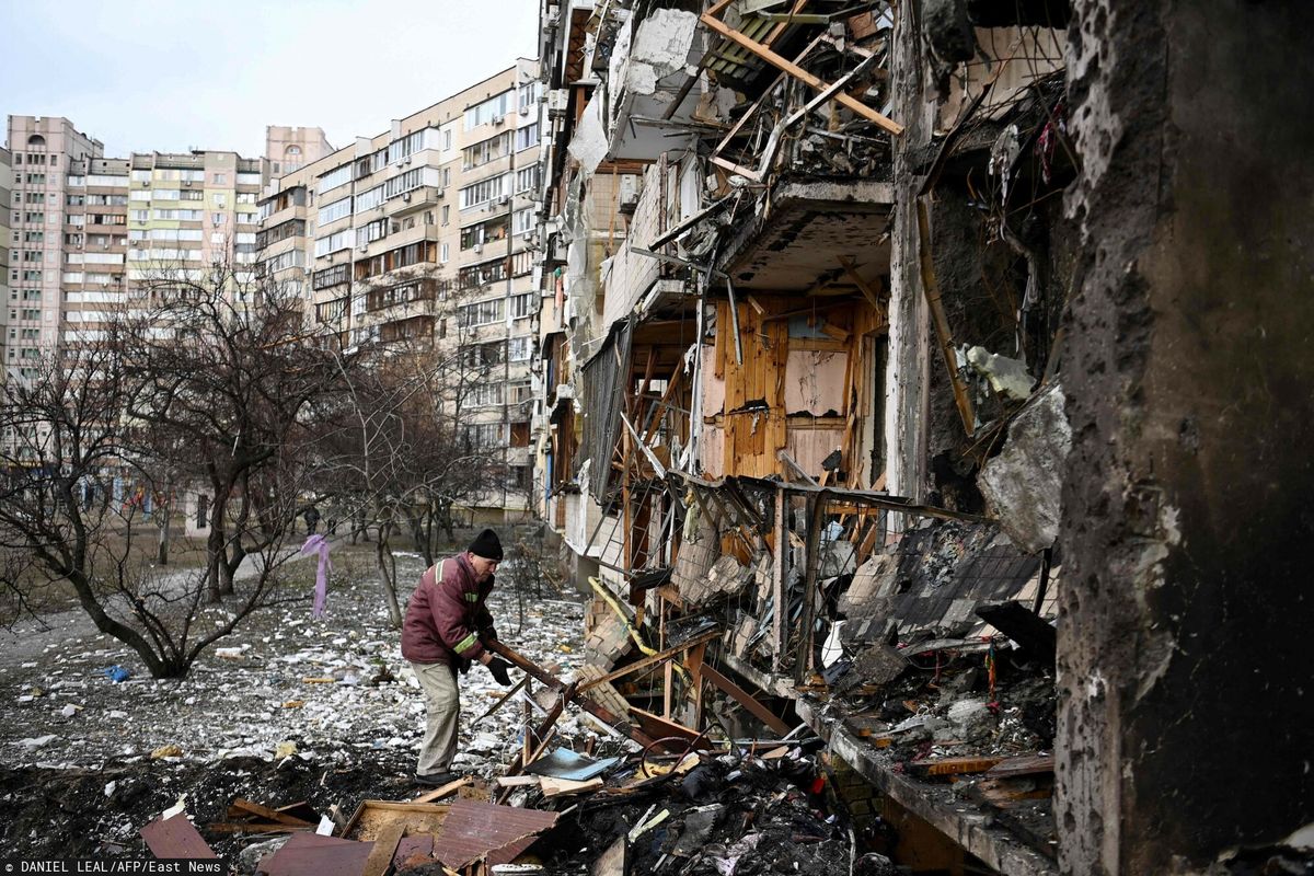 Відшкодувати зруйноване житло. Як все зробити правильно і хто за це заплатить (Photo by Daniel LEAL / AFP)
DANIEL LEAL