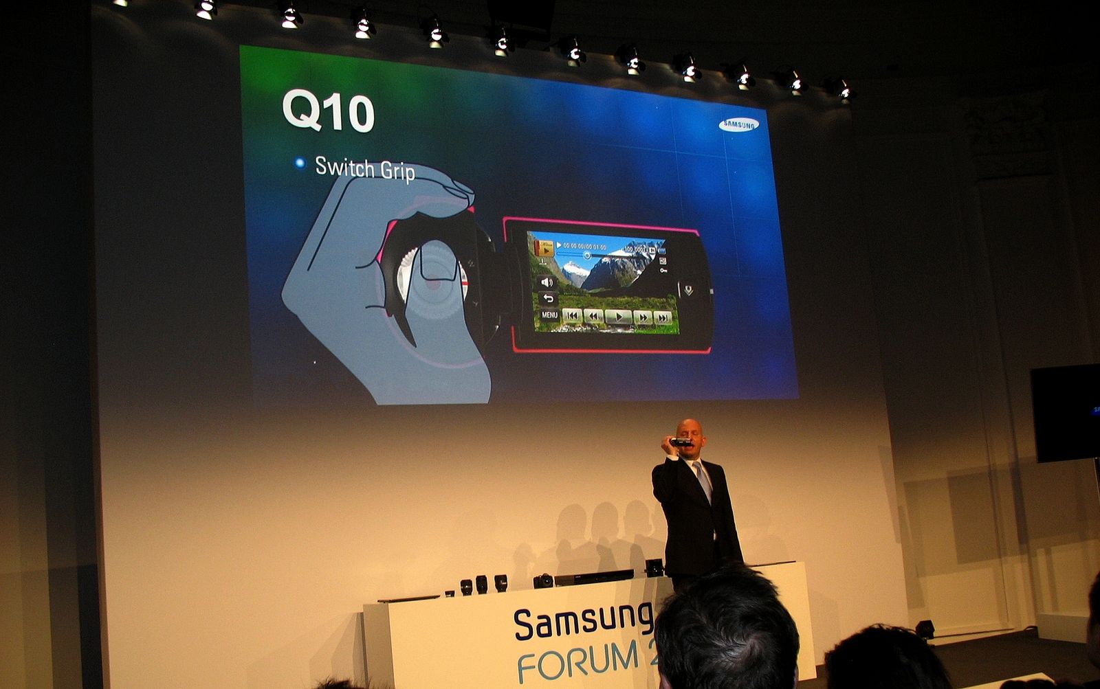 Kamery i aparaty – na co stawia Samsung w nowym roku? [galeria i wywiad] 7