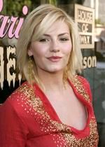 Elisha Cuthbert walczy z żonami Tima Allena