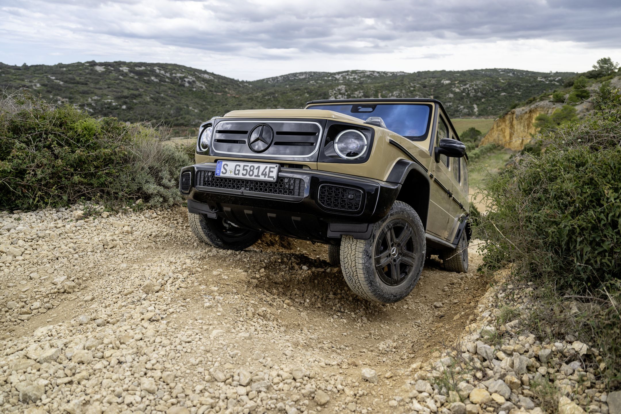 Mercedes-Benz G 580 (W465)