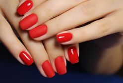 Czerwone paznokcie odchodzą do lamusa. Ukraiński manicure to hit