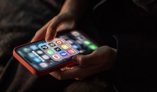 Telefony od Apple z fizyczną klawiaturą. 500 zł i powrót do przeszłości