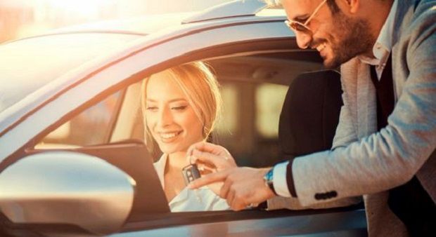 Startuje bogaty program dla pośredników z branży finansowej – Sales+