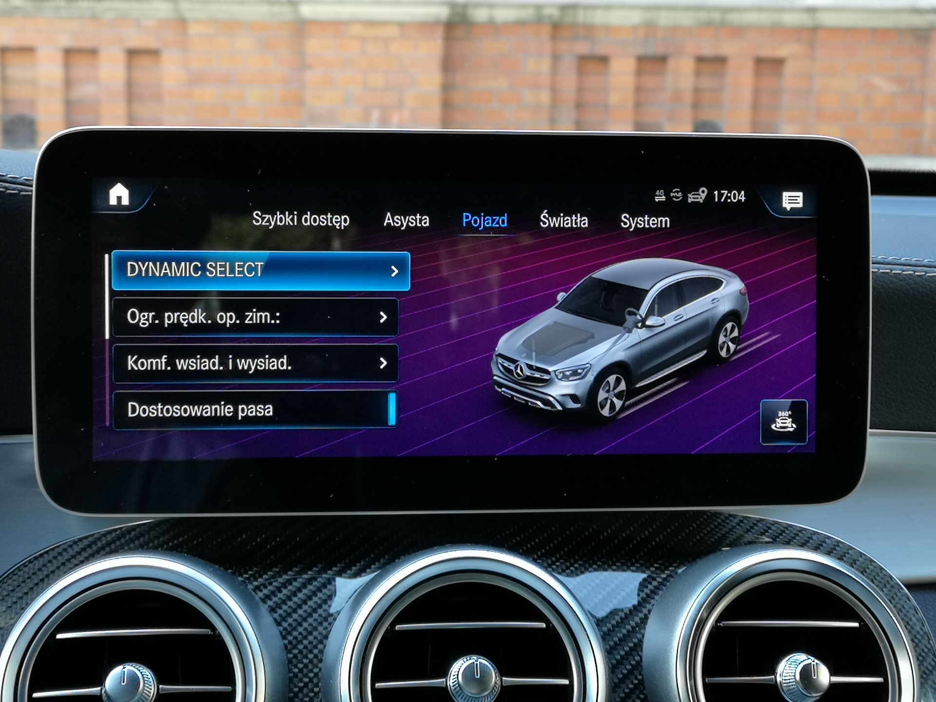 Mercedes GLC 300e Coupe: System zarządzania energią, asystent podróży i audio Burmester 12