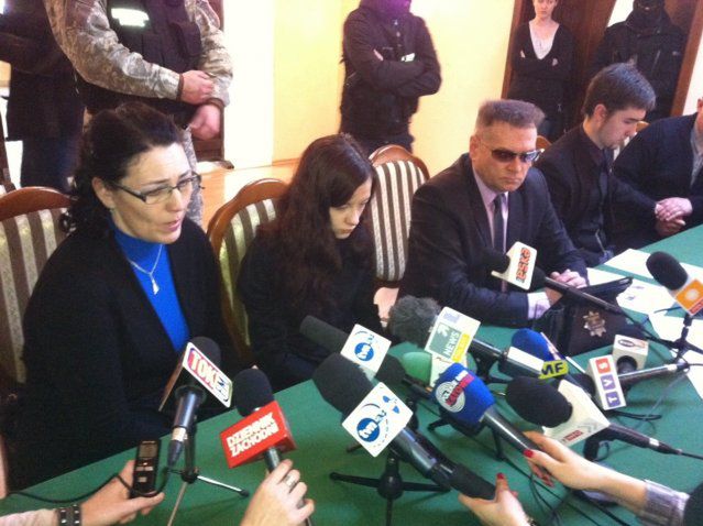 Porwanie Madzi: Konferencja prasowa Rutkowskiego z rodzicami [FOTO, WIDEO]