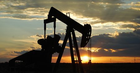 Cena baryłki ropy naftowej po raz pierwszy w 2016 r. powyżej 50 USD