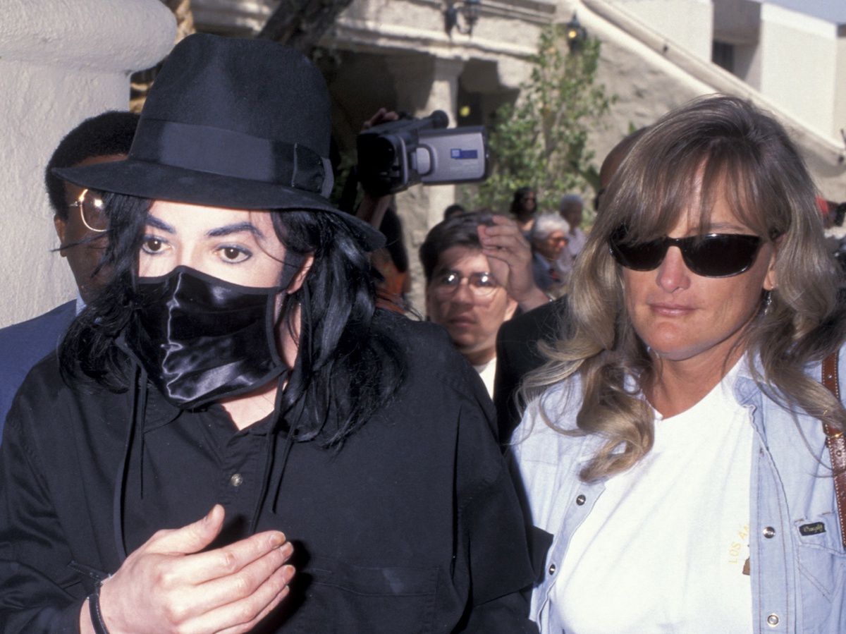 Michael Jackson i Debbie Rowe w 1996 r.