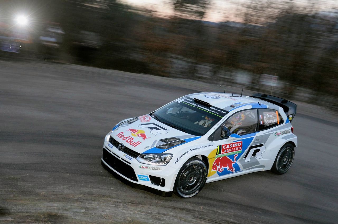 Ogier umacnia się na prowadzeniu