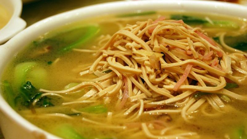 Rosół drobiowy (do kupienia gotowy do spożycia)