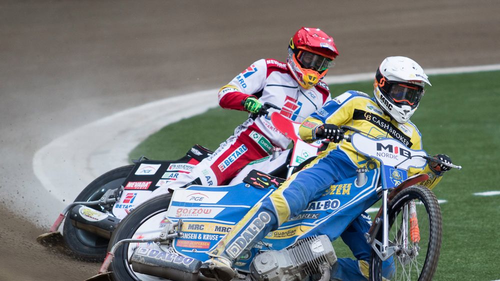 WP SportoweFakty / Wojciech Tarchalski / Sparta - Stal. Niels Kristian Iversen przed Maciejem Janowskim