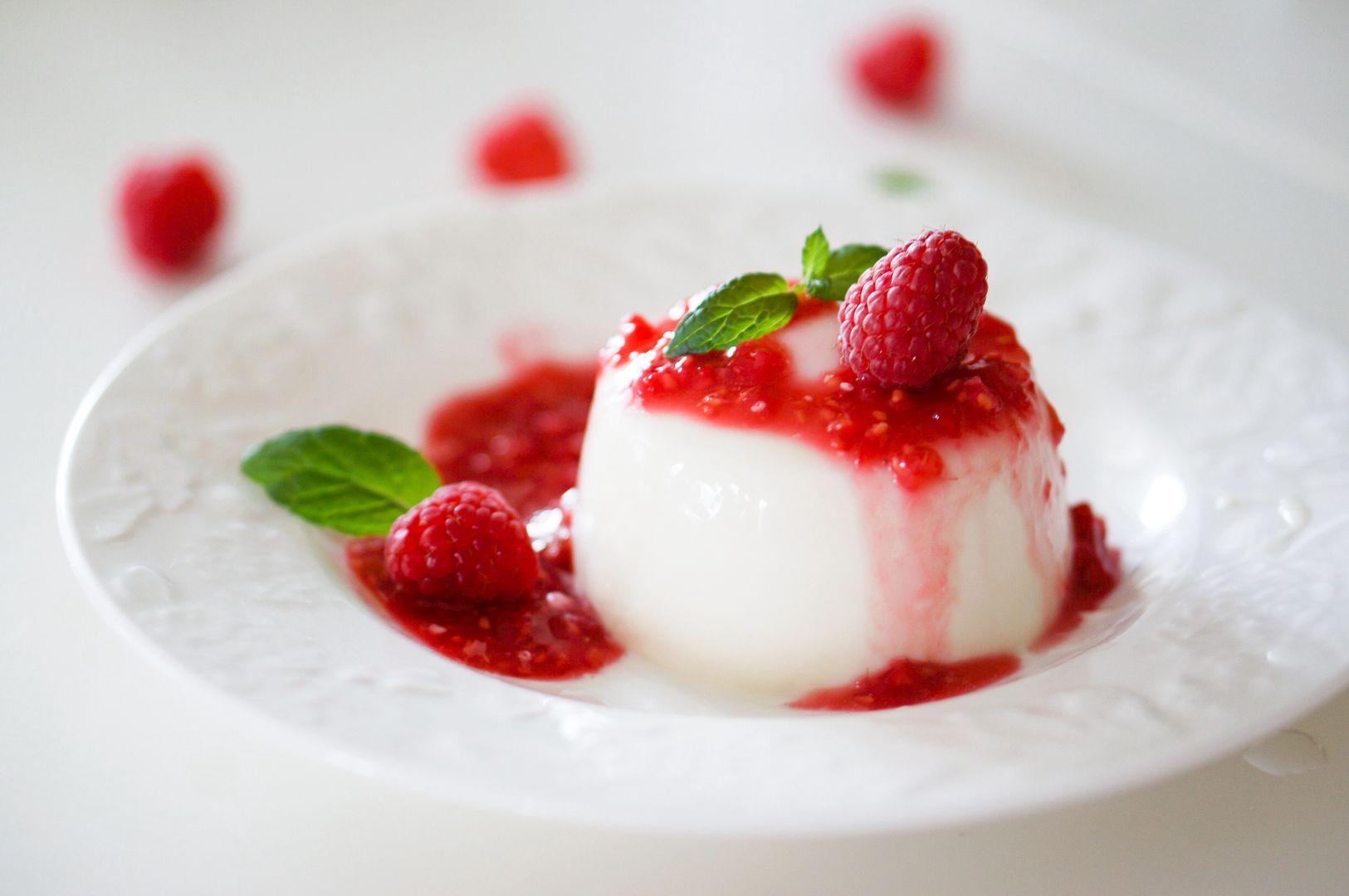 Panna cotta. Prosty przepis na pyszny, włoski deser