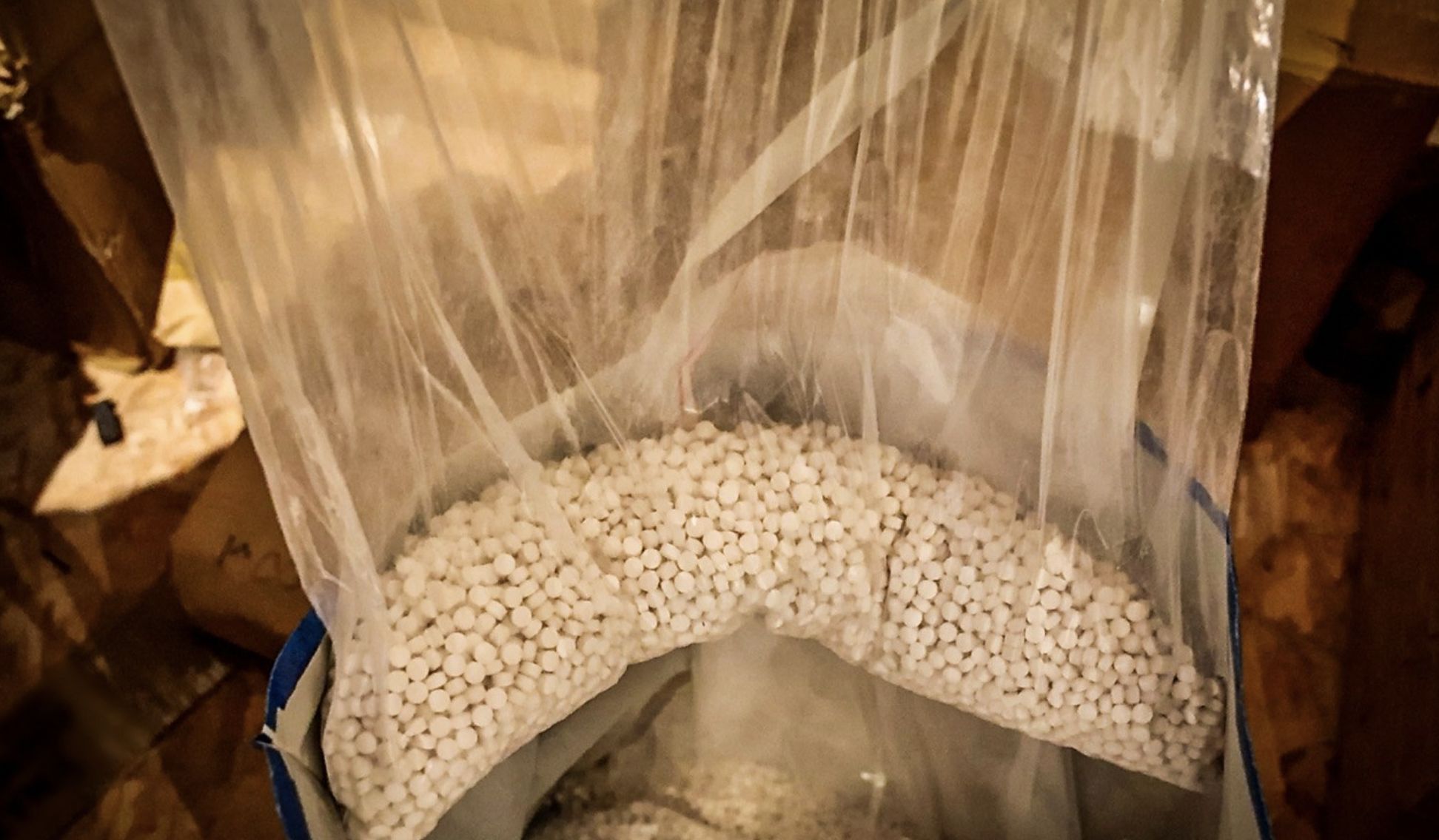 Grupa przestępcza handlowała nielegalnymi lekami