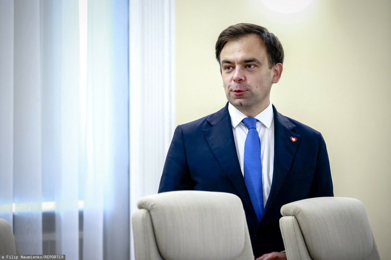 Minister odkrywa karty. Jest finał batalii o pieniądze na mieszkania