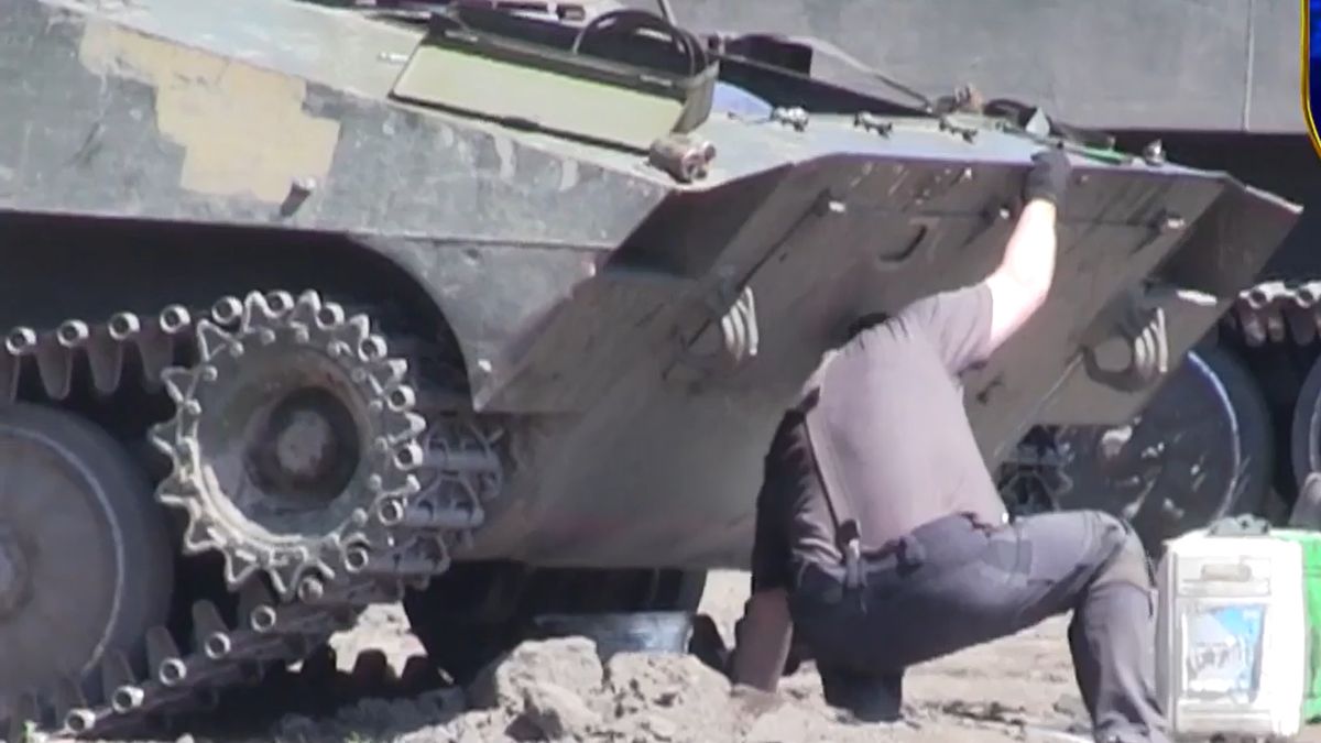 Ukraińcy naprawiają rosyjskie czołgi 