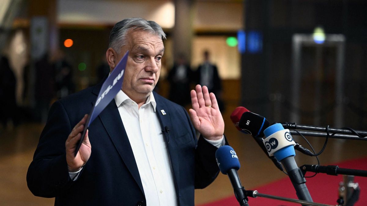 Viktor Orban uważa, że tranzyt wstrzymano przez wybory