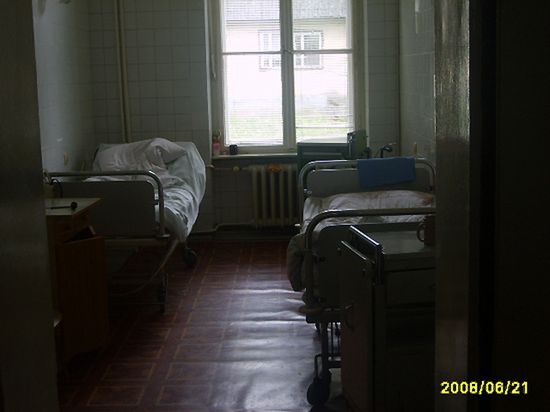 Szpital jak z koszmarów; "na ścianach widać grzyb"