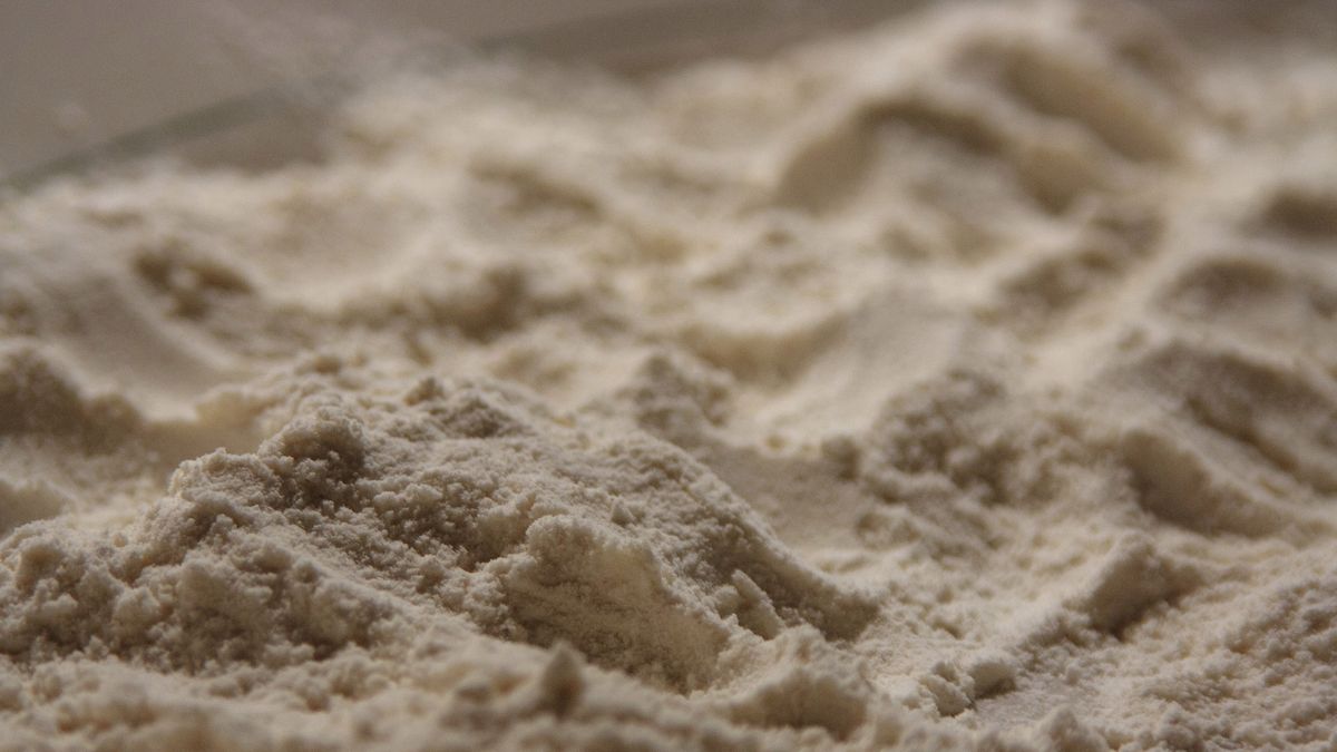 Mąka z orzechów ziemnych o niskiej zawartości tłuszczu