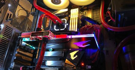 Gigabyte woduje Radeona RX 6900 XT - karta wygląda oszałamiająco