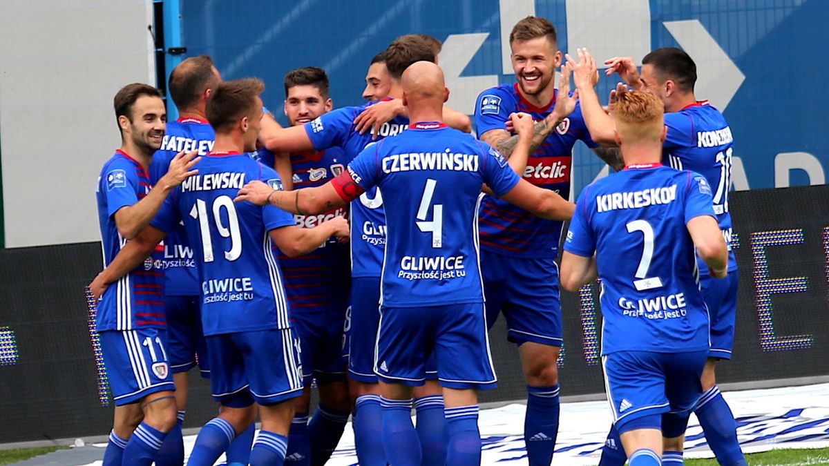 PAP / Andrzej Grygiel / Na zdjęciu: radość piłkarzy Piasta Gliwice