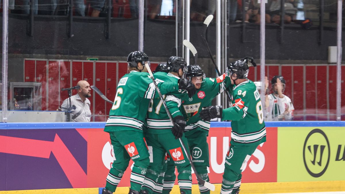 PAP / Michał Meissner / Na zdjęciu: hokeiści GKS-u Tychy