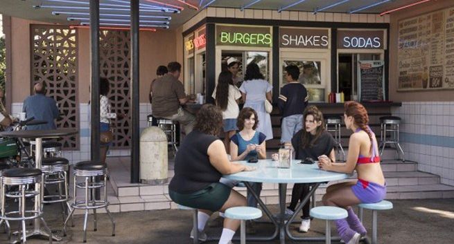 Netflix opublikował pierwszy zwiastun serialu „Glow” (wideo)