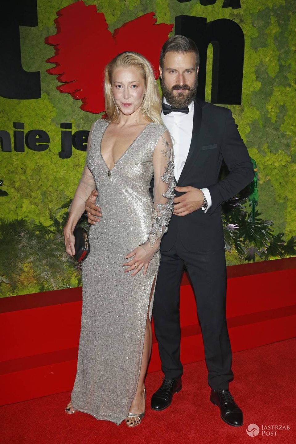Katarzyna Warnke i Piotr Stramowski - pary na balu TVN 2016