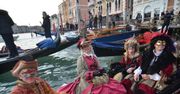 Karnawał w Wenecji pod hasłem "Żyj kolorowo"