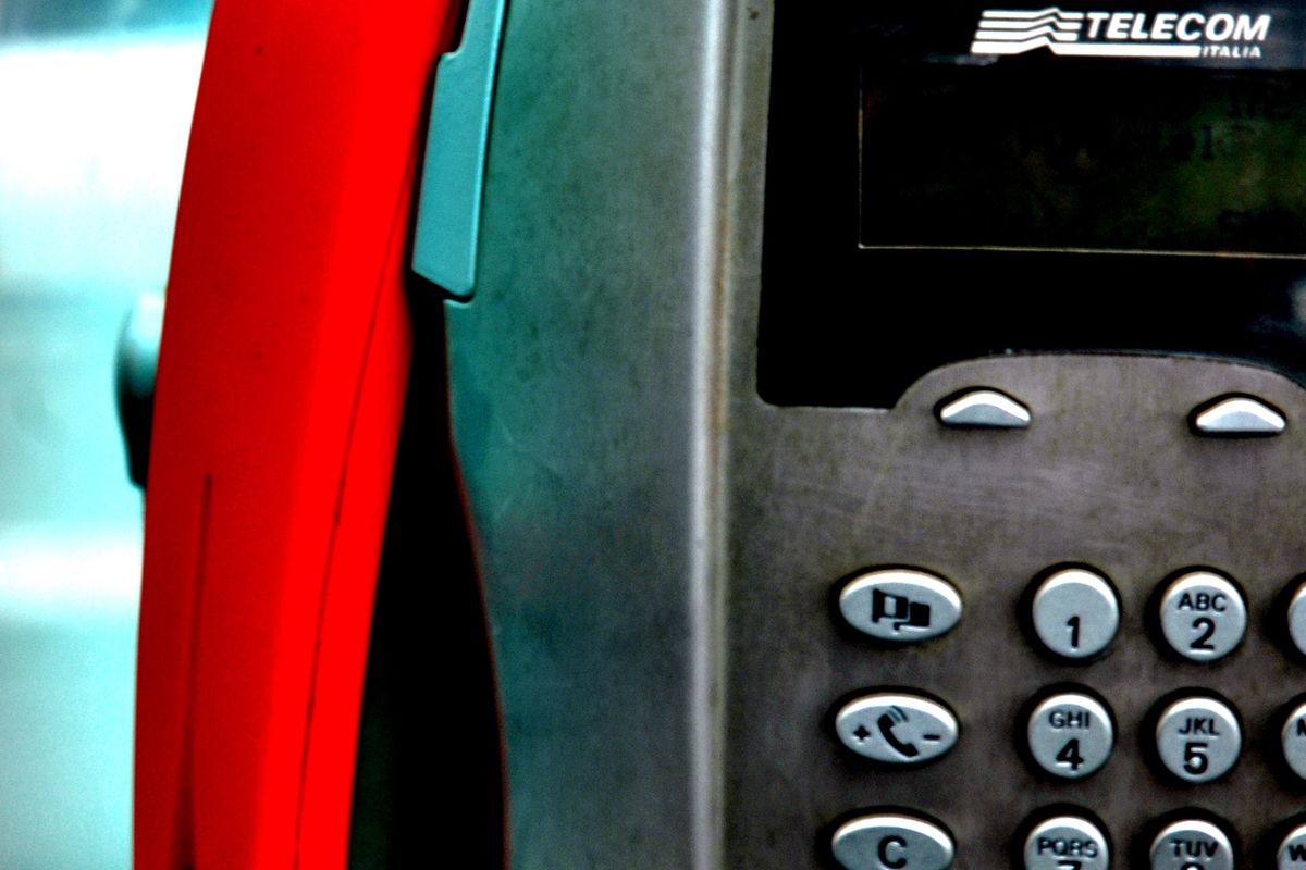 Telephone box, Italy. (Photo by: Pierre Navigò/REDA&CO/Universal Images Group via Getty Images)