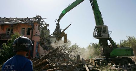 Rosjanie eksmitują ludzi w Mariupolu. Wyburzą im domy