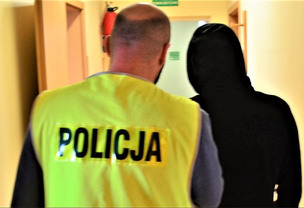 Zboczeniec miał molestować 10-letnią dziewczynkę. Szybka reakcja policji