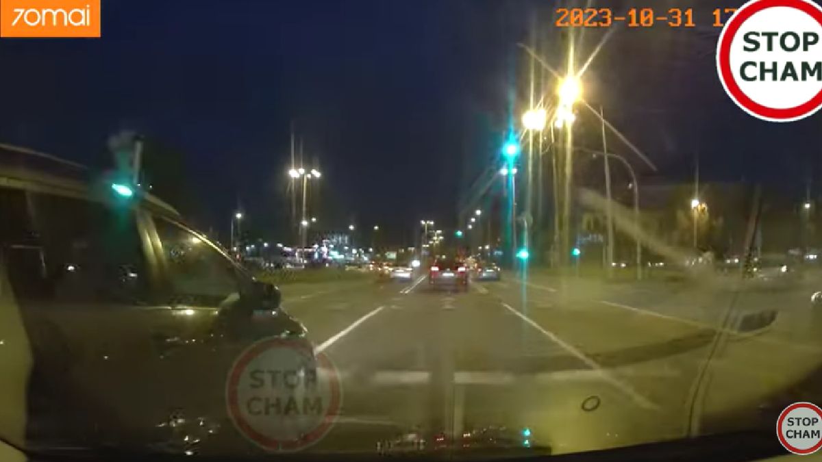 Parę razy samochody prawie się zderzyły