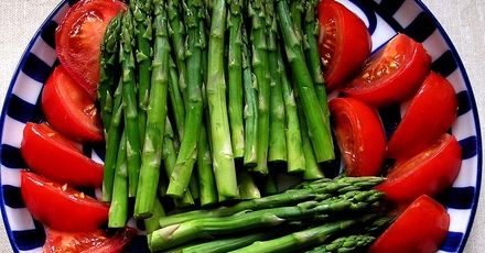 Dieta raw food - źródło zdrowia czy fanaberia?
