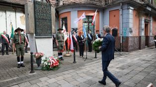 Obchody rocznicy Poznańskiego Czerwca '56: z samego rana złożono kwiaty pod tablicą ZNTK