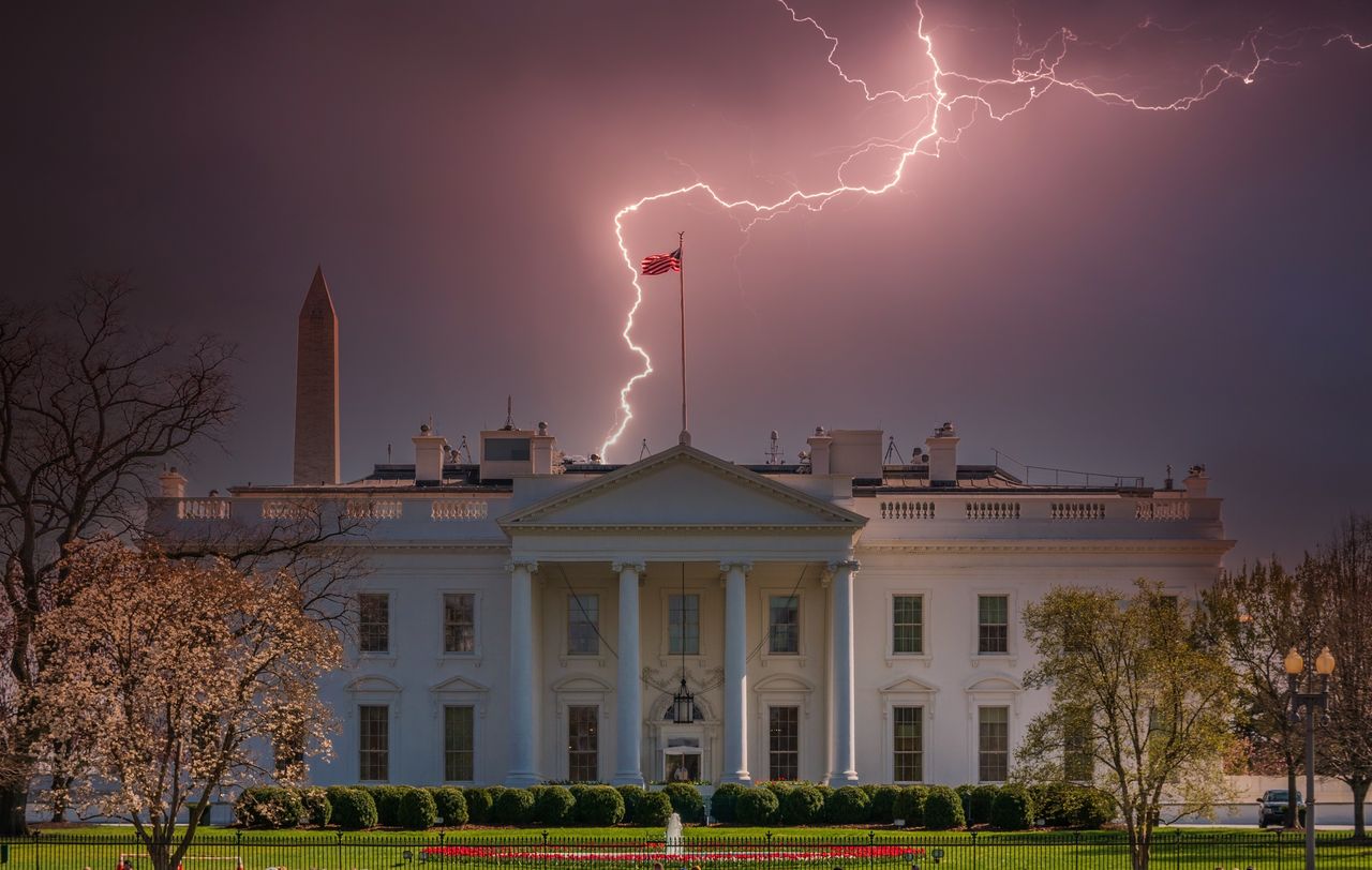 Wyciekły plany administracji Trumpa dot. AI. Nie zgadniecie, w jaki sposób