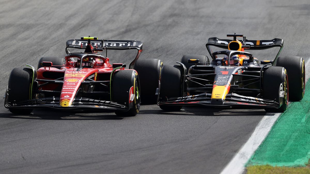 Zdjęcie okładkowe artykułu: Materiały prasowe / Red Bull / Na zdjęciu: Carlos Sainz (po lewej) i Max Verstappen