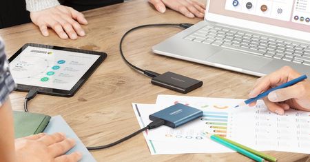 Samsung przedstawia przenośne nośniki Portable SSD T5 - te same wymiary, lepsze osiągi