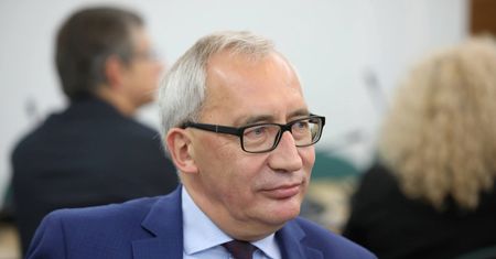 Poseł PiS napisał o zabijaniu chorych dzieci w Holandii. Jest reakcja ambasady