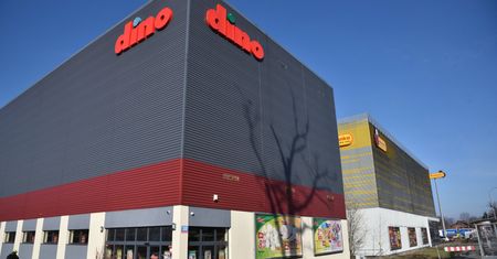Dino i Biedronka. Oto kto otworzył więcej sklepów w 2025 roku