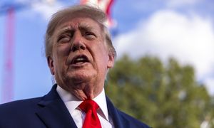 Japończycy coraz bardziej obawiają się USA. Eksperci wskazują na Trumpa