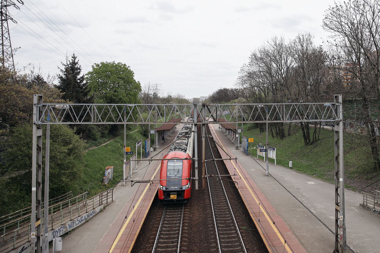 Warszawa. Od niedzieli zmiany w kursowaniu SKM i Kolei Mazowieckich