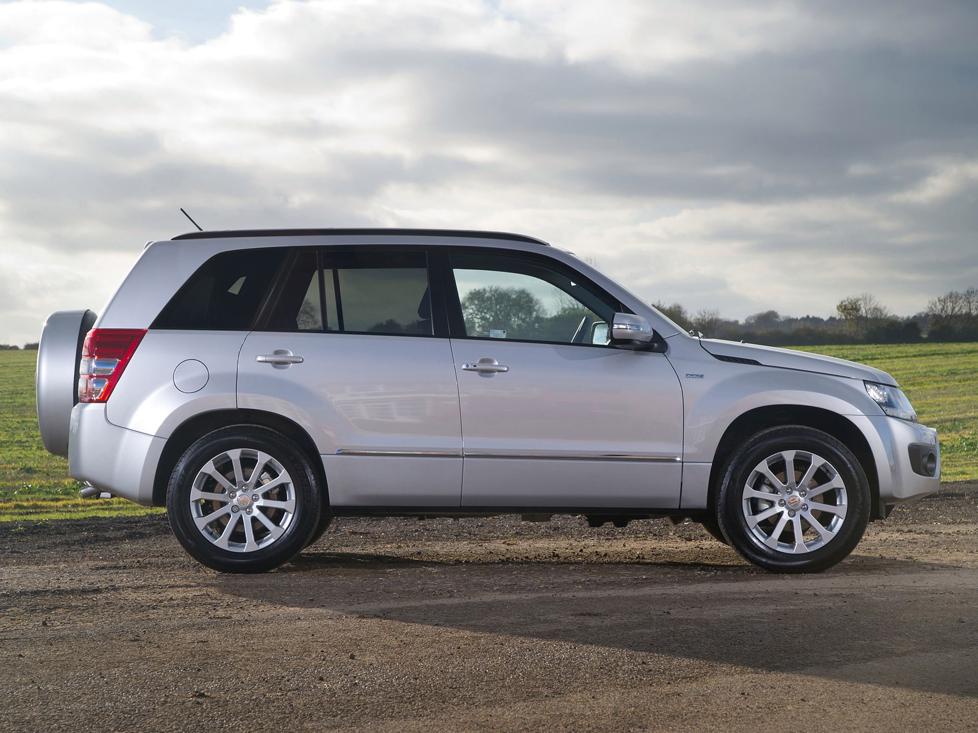 Suzuki Grand Vitara 2