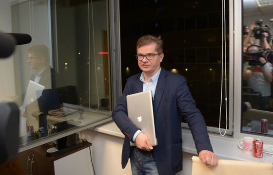 Wbrew Monice Olejnik nie wszyscy dziennikarze są przeciw Tuskowi - Żakowski, Lis, Blumsztajn...