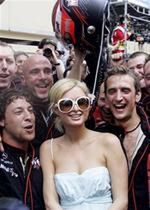 Paris Hilton nie napisze o więzieniu