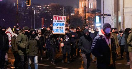 Szef kontrwywiadu Niemiec: Koronasceptycy to nowi wrogowie państwa