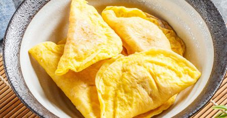 Ciasto na pierogi robię bez mąki. Są delikatne i mięciutkie