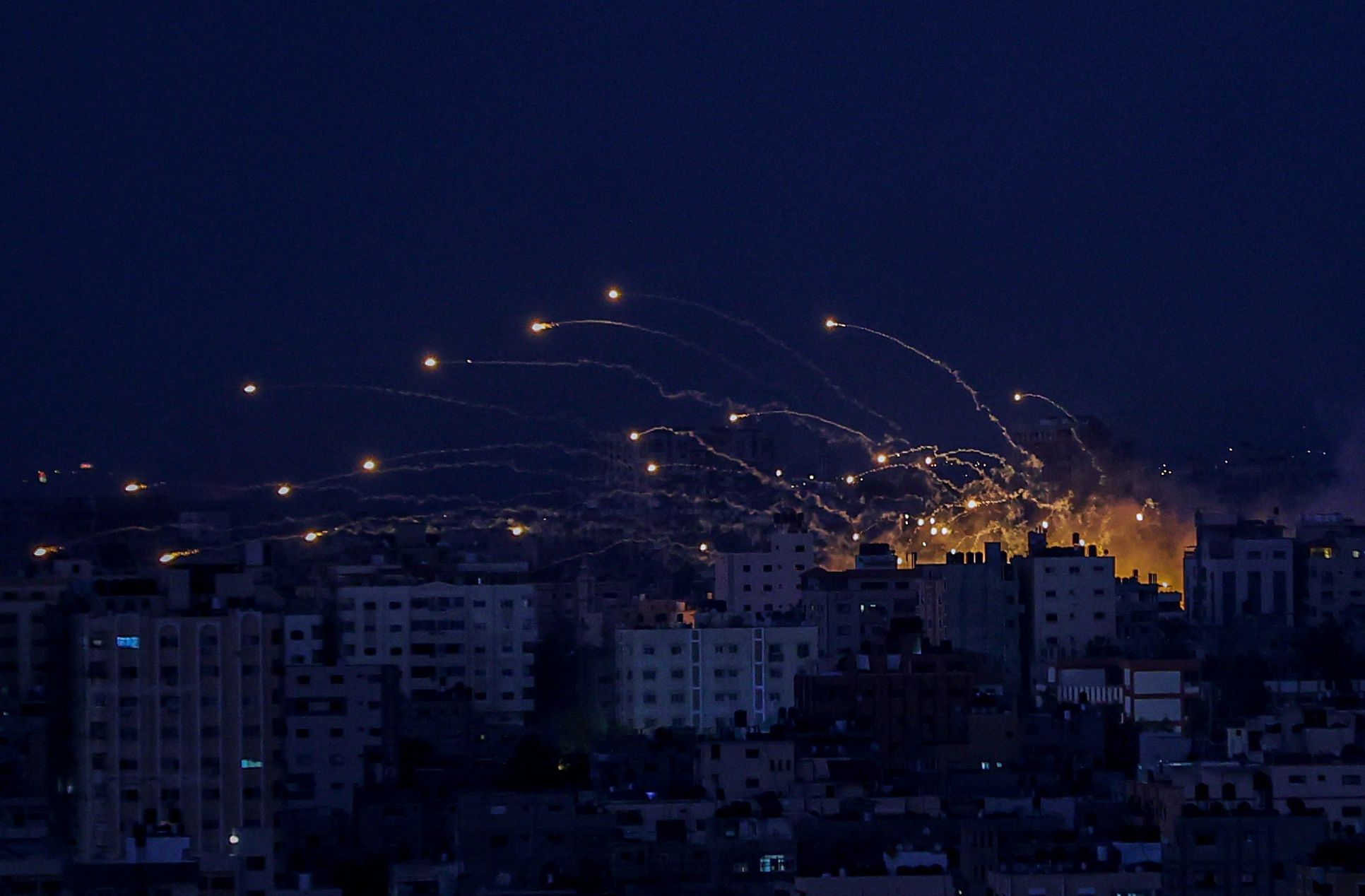 Nocne bombardowanie Strefy Gazy przez Izrael